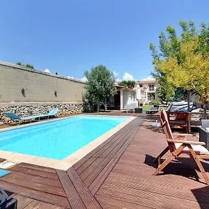  Hébergement de vacances Villa Avec Piscine Et 3 Logements Ideale Groupe