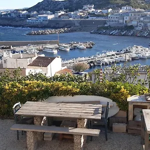 Hébergement de vacances Cabanon Vue Et Calanques Les Goudes