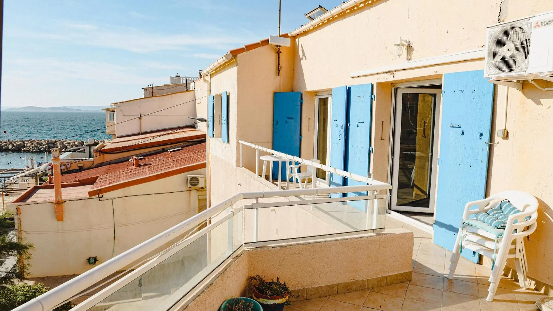 Spacieuse Et Chaleureuse Villa Vue Mer Marseille France