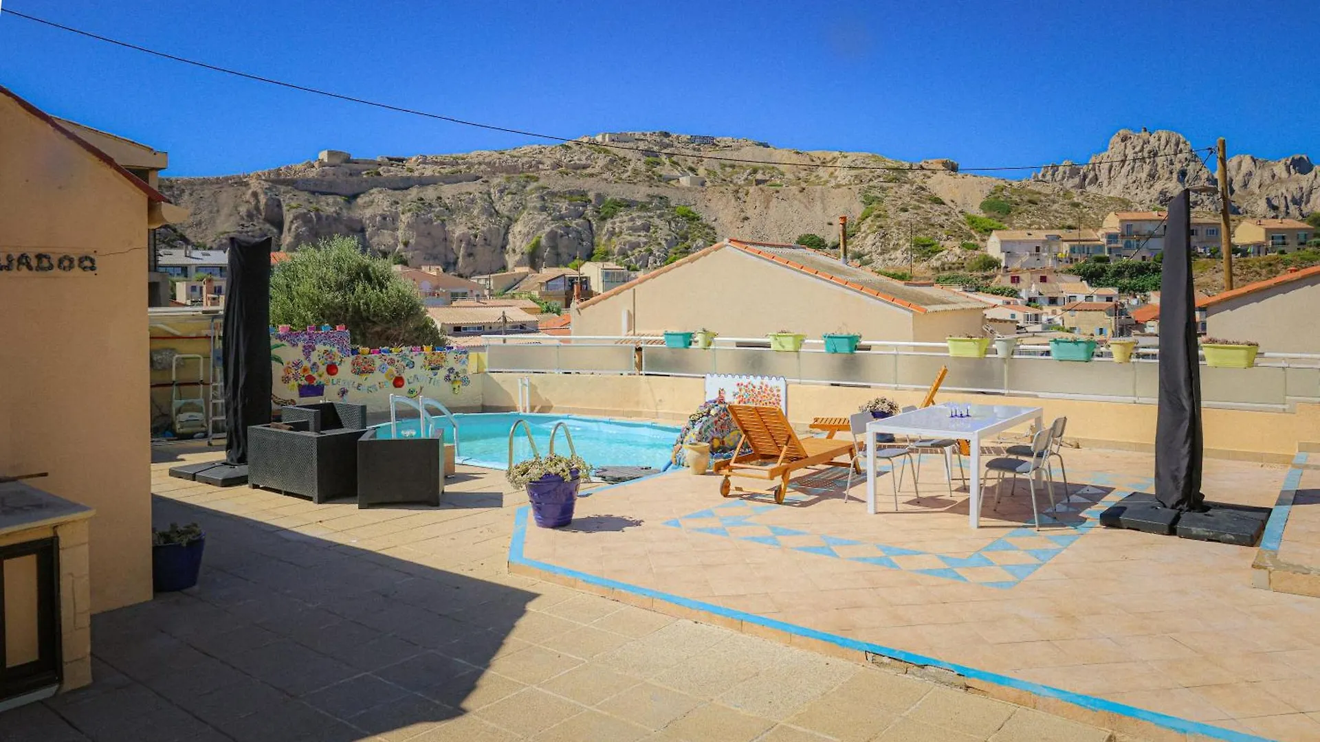 Holiday home Spacieuse Et Chaleureuse Villa Vue Mer Marseille France